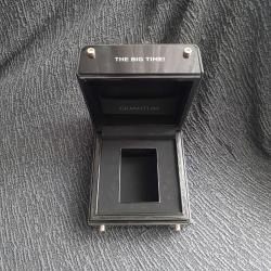 QUANTUM THE BIG TIME ! Saat Kutusu