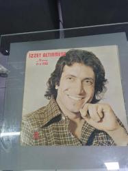 İZZET ALTINMEŞE NAZEY  KAPAK 7.5 AÇILIR KAPAK 4/5 CM BANTLI