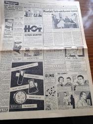 Hürriyet Gazetesi - 10 Mart 1960 - Generalliğe Yükselme Şartları Değiştiriliyor - Dil Bilen İhtisası Olan Albay General Olacak - Sukarno'nun Sarayına Bir Jet Tayyaresi Ateş Açtı - Tercüman Gazetesinden 3 Kişi 10 ar Aya Mahkum Edildi - CHP'de İkiliğe Karşı Mücadele - Nüfusu Artan İstanbul'un Dertleri De Kabarıyor - Amerikalı Savcı Morrison'un 3 Yıl Hapsini Ve Ordudan İhracını İstedi - Salacak Canavarı - Beni Bırakma Aşk Romanı Yazan Harold Robbins Yazı Dizisi - Topkapı'daki Hadiselerin Duruşması - Kalp Aldanmaz Aşk Ve Macera Romanı Çizen Faruk Geç - Mısır'daki Türk Vakıflarının İçyüzü - Küba'da Bir Sanayicinin 400 Milyon Türk Lirası Tutan Servetine El konuldu - Bu Yıl Moda Olan Çamaşırlar - Yılların Ardından Yazan Muazzez Tahsin Berkand Yazı Dizisi - Beşiktaş 4  Karagümrük 1 - Federasyon Kupası Basketbol Karşılaşmaları Dün Başladı - Avrupa Şampiyon Kulüpler Kupası Dömifinalinde Real Madrid Barcelona İle Karşılaşacak - Fenerbahçe'nin Yeni Stadı 15 Milyon Liraya Mal Olacak