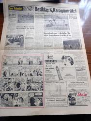 Hürriyet Gazetesi - 10 Mart 1960 - Generalliğe Yükselme Şartları Değiştiriliyor - Dil Bilen İhtisası Olan Albay General Olacak - Sukarno'nun Sarayına Bir Jet Tayyaresi Ateş Açtı - Tercüman Gazetesinden 3 Kişi 10 ar Aya Mahkum Edildi - CHP'de İkiliğe Karşı Mücadele - Nüfusu Artan İstanbul'un Dertleri De Kabarıyor - Amerikalı Savcı Morrison'un 3 Yıl Hapsini Ve Ordudan İhracını İstedi - Salacak Canavarı - Beni Bırakma Aşk Romanı Yazan Harold Robbins Yazı Dizisi - Topkapı'daki Hadiselerin Duruşması - Kalp Aldanmaz Aşk Ve Macera Romanı Çizen Faruk Geç - Mısır'daki Türk Vakıflarının İçyüzü - Küba'da Bir Sanayicinin 400 Milyon Türk Lirası Tutan Servetine El konuldu - Bu Yıl Moda Olan Çamaşırlar - Yılların Ardından Yazan Muazzez Tahsin Berkand Yazı Dizisi - Beşiktaş 4  Karagümrük 1 - Federasyon Kupası Basketbol Karşılaşmaları Dün Başladı - Avrupa Şampiyon Kulüpler Kupası Dömifinalinde Real Madrid Barcelona İle Karşılaşacak - Fenerbahçe'nin Yeni Stadı 15 Milyon Liraya Mal Olacak