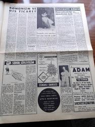 Havadis Gazetesi - 3 Ocak 1961 - Milli Birlik Komitesi Üyesi Sıtkı Ulay Dün Ulaştırma Vekilliğinden İstifa Etti - Yusuf Kemal Tengirşek'in İsmet İnönü'den Daha Yaşlı Olduğu İçin Başkanlık Etmesi Muhtemel -  Yassıada'da Sanıklar Dün De Aileleri İle Görüştüler - Laos Hür Dünyadan Dün Yardım İstedi - 4700 Yıllık Bir Sümer Mabedi Bulundu - Etna Yanardağı İntifaya Devam Ediyor - Fransız Polisi Samsun Vapurunda Esrar Buldu - Bir Bakıma Yazan Orhan Seyfi Orhon Köşe Yazısı - Temel Reis Çizen Ralph Stein - 7 Memba Suyu İçmeye Elverişli Görülmedi - Erkek Berberler Cemiyet Kurdular - Bu Ceset Kimin Yazan W. J. Yazı Dizisi - Komünizm Ve Dış Ticaret - İzmir'de Yeni Merkez Hal Dün Törenle Açıldı - Kraliçe Farah'ın Tam Saadetini Şah'a Benzeyen Bebeğe Veriyor - Soprano Maria Callas Kaprislerinden Vazgeçerek Scala'ya Döndü - Ayhan Elmastaşoğlu Galatasaray'da - Güven Önüt Dün Beşiktaş'la Mukavele İmzaladı - Tottenham 25. Maçında Da İki Puan Aldı - Galatasaray'a Beşiktaş'tan Tebrik Telgrafı Geldi