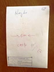 ŞARKICI HAYKO'NUN ORİJİNAL FOTOĞRAFI - 18 x 12 cm EBADINDA - SİYAH & BEYAZ - HAYKO'NUN GRİ TAKIM ELBİSESİ İÇİNDE KAMERAYA BAKARAK ŞARKI SÖYLEDİĞİ ANLARDAN BİR KARE