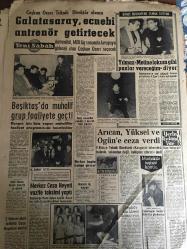YENİ SABAH GAZETESİ 23 OCAK 1964 YIL :26 SAYI :8932---Türkiye nin Kıbrıs işinde sabrı tükeniyor --Şah Kıbrıs için her Müslüman gibi üzgün ---Rumlara bir gemi dolusu silah geldi --Kocası haber vermeden boşanma davası açmış ---Kıbrıs a gelin gitti dul olarak döndü --Üç asi Emir ,parasız kalınca Suud a döndü ---10 Yaşındaki bir Zenci kızı bebek bekliyor ---Gaz Kuyruğu :Siyavuşgil ---Hristiyanlık propagandası yapan üç kişi yakalandı ---Sinemalar :Atlas :Genç Korsanlar ,Emek :Pepe  ,İnci :Genç Kızlar ,Lale :Rüzgarlı Tepe --Richard Burton şimdi de Kanada da film çevirecek ---Hollanda ya da işçi yollanıyor --Galatasaray ,ecnebi antrenör getirtecek ---Beşiktaş da muhalif grup faaliyete geçti ---Arıcan ,Yüksel ve Ogün e ceza verdi --Merkez Ceza Heyeti Vazife Taksimi Yaptı ---Yılmaz Metin a lokum gibi paslar vereceğim diyor --Erenköy Kız Lisesi Şampiyon --2 Hakem idari tedbirle ceza heyetine verildi--Anadolu da hem bahar hem de kış yaşanıyor --Dinçer ,Türkeş in CKMP ye intisap etmediğini söyledi