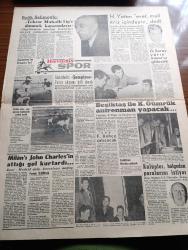 Havadis Gazetesi - 2 Şubat 1961 - Örtülü Ödenek Davasına Dair Karar Bugün - İstanbul Ankara Hadiseleri İle İlgili Duruşma Bugün Başlıyor - Feza Yolcusu 4 Yaşındaki Şempanze - Cemal Gürsel İle Kennedy Arasında Teati Edilen Telgraf - Dün Müstehcen Filmler Gösteren Dört Kişi Yakalandı - Sophia Loren Hastanede - Ali Fuat Cebesoy Memleketçi Hür Demokrat Parti Başkanı Olacak - Bu Ceset Kimin Yazan W. J. Yazı Dizisi - Moskova Dostluk Üniversitesi Hakkında - İstanbul Tezatlar Şehri Yazan Orhan Seyfi Orhon Köşe Yazısı - Fidel Castro Güney Amerika Tek Millet Olacak Dedi - NATO Genel Sekreteri Spaak'ın İstifası Basında Geniş Akisler Uyandırdı - Marilyn Monroe İle Yves Montand'ın Münasebetleri Artık Nihayete Erdi - İsimleri Hadise Yaratan Çiftler - Brigitte Bardot - Hayır Hayır Yazan Pierre Lewis Yazı Dizisi - Komedi Filmleri En Fazla Rağbette - Hakkı Yeten Evet Mali Kriz İçindeyiz Dedi - Refik Selimoğlu Tekrar Mahalli Lige Dönmek Kararındayız - Basketbolda Şampiyon Pazar Akşamı Belli Olacak