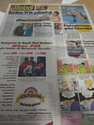 MELODİ Gazetesi,TÜRKİYE'NİN TEK KADIN GAZETESİ- 20 Kasım 1993 -istifa ederken-sırtınız yere gelmesin-dört saat uyku yeter-manikürde son yenilikler-boşanma gerçekleri-göz yogası-süperton-melodi vitrin-saç boyamak-melodi roman-aşk fırtınası-astroloji-bülent kısa-klinik-meltem pusat-portakalın yararları-aşkı arayan adam-restaurant-afiyet olsun -tarot-süleyman turan -ikili ilişkiler-sertap erener-ali öztürk-sezen Aksu -levent yüksel -oliver Twist -robert de niro-carla bruni-mark lester-boncuk-bizim aile-marvin-çantanız sırtınızı ısıtsın