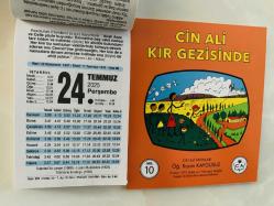 24 Temmuz 2025 hediyelik orijinal Fazilet takvim yaprağı (Cin Ali kitabı hediyeli:)