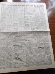 Havadis Gazetesi - 12 Şubat 1961 - Umumi Muvazene Ve Külhan Bütçelerle Birlikte 1961 Yılı Bütçesi 10 Milyar 541 Milyon 152 Bin 001 lira - Yeni Kurulan 4 Parti Dün Müracaat Etti - Resim Ve Heykel Sergisi - Topkapı Olayları Davasının Müdafaasına Devam Edildi - Ay'a Gönderilen Bir Mesaj Gönderildi - Şairlik Deliliği Yazan Orhan Seyfi Orhon Köşe Yazısı - Nükleer Denemeler Konferansı Yazan Cemil Monus Köşe Yazısı - Temel Reis Çizen Ralph Stein - Bu Ceset Kimin Yazan W. J. Yazı Dizisi - Şarkın Atmosferi ve Sihri İle Dolu Olan Bir Şehir Dakka - Marilyn Monroe Sıhhate Kavuştu - Hayır Hayır Yazan Pierre Lewis Yazı Dizisi - Sarışın Yıldız Anita Ekberg İtalyan Komiği Walter Chiari İle Bir Arada Görülüyor Fotoğraf - İstanbul Ankara Radyosu Programı - Yorgun Galatasaray Vefa Karşısında Zorlandı 2 0 - Fenerbahçe Şekerhilal'ı Güzel Oyunu İle Yendi - Milli Ligde Bugün - Feriköy Puan Cetvelindeki Durumunu Düzeltiyor