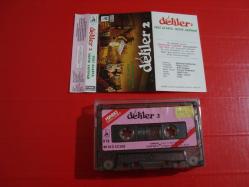 ZEKİ ALASYA METİN AKPINAR DELİLER 2 KAĞIT DÖNEM BASKI KASET