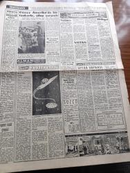 Havadis Gazetesi - 21 Şubat 1961 - Seçimlerin Kati Tarihi Henüz Tesbit Olunmadı - Türk Kaptanları Amerika'da - Atoma Karşı Filozoflar Eylemde Fotoğraf - Bertrand Russell - Duruşma Esnasında Kalp Krizi Geçirerek Vefat Etmiş Olan Eski Sağlık Bakanı Doktor Lütfi Kırdar Hakkında Dava Düştü - Kennedy Tunus'u Ziyaret Edecek - Lütfi Kırdar'ın Cenazesinde Hadise Çıkaran İki Kişi Daha Nezarete Alındı - Marilyn Monroe Acaba Niçin Ruh Hastasıdır - Dedektif Kerry Drake Çizgi Roman - Ramazan Köşesi İftar Sofrası Yazan Ali Rıza Alp - Bir Amerikan Orkestrası Rusya'ya Gitti - Temel Reis Çizen Ralph Stein - Brigitte Bardot İle 4 Yıl Alain Carre'nin Hatıraları Yazı Dizisi - Sophia Loren'in Talihi Acaba Alt Üst Mü Oldu - Fenerbahçe'nin Reisi Bugün Belli Olacak - Mevcut Şartname İle Mithatpaşa Stadı Işıklandırılamaz - İsrail Başkonsolosu Galatasaray Başkanı Refik Selimoğlu İle Görüştü - Maçlar Ve Takımların Durumları Tahmin - Beykoz Hedefimiz Şampiyonluktur Dedi
