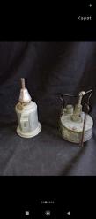 Eski dönem gaz ocağı ve kandil . İkisiDE çok iyi durumda. Koleksiyon Dekorluk kullanımlık. Kandil damgalı 2 si beraber satista.