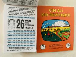 26 Mart 2025 hediyelik orijinal Fazilet takvim yaprağı (Cin Ali kitabı hediyeli:)