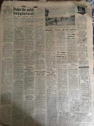 YENİ SABAH GAZETESİ 9 OCAK 1964 YIL :26 SAYI :8918--Larnaka da 5 bin Türk muhasara altında --Makarios Taksim için ısrar edilirse masayı  terk edecekmiş --İstanbul da bir imar şurası  teşkil ediliyor ---Gaziosmanpaşa da ilk nikah dün kıyıldı --Nüfus cüzdanı ile oy verilmesi için teklif yapıldı --Basın Enstitüsü Makarios  u Protesto Etti --Hortlak gibi :Siyavuşgil --Ataş grevi Çukurova da yakıt buhranı yaratıyor --Doğu Berlinli 5 Kişilik Bir Aile Hürriyeti Seçti ---Brigitte Bardot ile alakalı bir skandal ortaya çıkarıldı ---Sinemalar ,Tiyatrolar ---Doğu da açlık baş gösterdi --Oran da nümayişler oldu --Beşiktaş bugün Fenerbahçe ise yarın kampa giriyor --Şenol ve Birol Fenerbahçe Beşiktaş ı bizsiz de mağlup edecek diyor --Yaşar Doğu için toplanan paralar ailesine  verilmedi --Spor -Toto nun  esasları  tespit edildi --Her gün 40-50 Türk Kıbrıs ı  terk ediyor --Bayrak Radyosundan sonra Sancak Radyosu kuruldu --İnönü nün mesajı üzerine devletler  harekete geçti ---