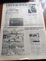 Son Havadis Gazetesi - 14 Haziran 1961 - Hürriyetin Getirdiği Ve Götürdüğü Yazan Gökhan Evliyaoğlu Köşe Yazısı - İsmet İnönü Cemal Gürsel'i Dün Ziyaret Etti - Samet Ağaoğlu Demokrat Parti'nin Bünyesi Diktaya Müsait Değildir Dedi - Ragıp Gümüşpala Kayseri'de - CHP Şimdi De Hayır Cemiyetlerine El Attı - Sarı Çizmeli Yazan Adviye Fenik - İmamı Azam Ve Hanefi Mezhebi Yazan Ragıp Akyavaş - Türkiye'de Komünist Hareketleri Hazırlayan İlhan Darendelioğlu - Fidel Castro Ve Esirleri - Kızıl Diktatör Fidel Castro Esirleri 500 Traktöre Mukabil Serbest Bırakacak - Bozkurtların Ölümü Yazan Nihal Atsız - 500 Müslüman Lider Haklarını İstiyor - Basından Özetler - Papa Belçika Kraliçesi Fabiola'nın Hamile Olduğunu Açıkladı - Yassıada'da Pazartesi Günü Yapılan Duruşma - Galatasaray'da Borç 584 Bin Lira - Arı Hafiye Çizen Harry Smith - Tahta Bacak Çizgi Roman - Dümenço Çizgi Roman Çizen Yurdagün - İzmirspor'un Kurt İdarecisi Sami Özok Bizden Futbolcu Alan Zararlı Çıkar Dedi - Beşiktaş Everton Maçı Bugün