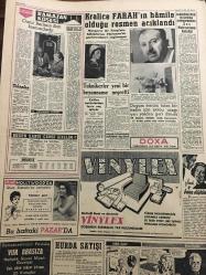 YENİ SABAH GAZETESİ 21 MART 1960 YIL :22 SAYI :7563---D.P liler İnönü için ağır sözler sarf etti --İnönü  Gecekondulara ben tapularını vereceğim dedi ---Celal Yardımcı seçim zamanındayız diyor ---Bir motör fabrikası işletmeye açıldı ---İskenderun da fırtına büyük tahribat yaptı ---154 işçi evi sahiplerine teslim edildi --Bazı eski Hür P liler D.P ileri gelenleriyle görüştü ---İstanbul Operası :Siyavuşgil --New-York denilen garip mozaik --Kraliçe Farah ın hamile olduğu resmen açıklandı ---Gençlerimiz Bulgarları 3-0 yendi --Galatasaray  İzmir de dün de A.Ordu ya puan vermedi : 3-1--Gençlerbirliği Feriköy de yenilmekten kurtulamadı :1-0---I. Spor -H.Tepe ye şans tanımadı :2-1--Krosta : Gül Çıray 1. Muharrem 4.oldu ---İnönü Ankara ya döndü --THY Kıbrıs da otel inşa ediyor ---Bir tenzinin evinde 10 bin lira değerinde kaçak eşya bulundu ---