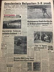 YENİ SABAH GAZETESİ 21 MART 1960 YIL :22 SAYI :7563---D.P liler İnönü için ağır sözler sarf etti --İnönü  Gecekondulara ben tapularını vereceğim dedi ---Celal Yardımcı seçim zamanındayız diyor ---Bir motör fabrikası işletmeye açıldı ---İskenderun da fırtına büyük tahribat yaptı ---154 işçi evi sahiplerine teslim edildi --Bazı eski Hür P liler D.P ileri gelenleriyle görüştü ---İstanbul Operası :Siyavuşgil --New-York denilen garip mozaik --Kraliçe Farah ın hamile olduğu resmen açıklandı ---Gençlerimiz Bulgarları 3-0 yendi --Galatasaray  İzmir de dün de A.Ordu ya puan vermedi : 3-1--Gençlerbirliği Feriköy de yenilmekten kurtulamadı :1-0---I. Spor -H.Tepe ye şans tanımadı :2-1--Krosta : Gül Çıray 1. Muharrem 4.oldu ---İnönü Ankara ya döndü --THY Kıbrıs da otel inşa ediyor ---Bir tenzinin evinde 10 bin lira değerinde kaçak eşya bulundu ---
