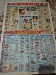SABAH MELODİ GAZETESİ VE SABAH TELERAMA GAZETESİ KADINLARA ÖZEL - 21 Ekim 1994 -Karikatürler-Walt Disney/Boncuk-Mort Walker-Dick Browne/Bizim Aile-Tom Armstrong/Marvin-Graham Allen-John Dodd/Kral Kedi-Süleyman Turan/Dön Artık-Astroloji-Bülent Kısa-Klinik-Meltem Pusat-Telerama Programı-Sabah Filmleri-Öğlen Filmleri-Akşam Filmleri-Erdoğan Sevgin-Türkan Şoray'ın dizisi-bir Aşk uğruna-mehmet barlas-emin çölaşan-çiğ köfte rüstem-gönül yazar-ayhan ışık-fatih ertun-gazino'dan tabelaya-haydi eğlenceye-süper baba-şevket altuğ-sevinç Erbulak saç çizgi Cumhuriyet çınarı seçildi manşet-burak kut-neşe erberk-sanatçılar kanlı bıçaklı-ibrahim tatlıses-derya tuna-bir başka gece-muazzez Ersoy saçı çizgi Ahmet kaya-meral çelik-ali öztürk-grip aşısı kimlere yapılır-coşkun sabah-gençlik hevesi-güneş yine doğacak-uçurumun kenarında-müjde ar-atıf yılmaz-kim novak-şaka ile karışık-riziko-canlı gömülenler-Bir başka gece-laf lafı açıyor-Nilüfer konseri-açık tribün-derdini söyle