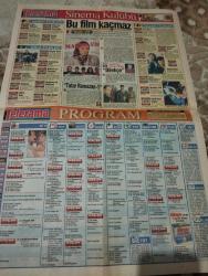 SABAH MELODİ GAZETESİ VE SABAH TELERAMA GAZETESİ KADINLARA ÖZEL - 7 Şubat 1994 -Karikatürler-Walt Disney/Boncuk-Mort Walker-Dick Browne/Bizim Aile-Tom Armstrong/Marvin-Graham Allen-John Dodd/Kral Kedi-Süleyman Turan/Dön Artık-Astroloji-Bülent Kısa-Klinik-Meltem Pusat-Telerama Programı-Sabah Filmleri-Öğlen Filmleri-Akşam Filmleri-Erdoğan Sevgin-Ateş hattı-reha muhtar-kurtuluş reçeteleri-hastane-bilge şen-hemşirelerin isyanı-a takımı-savaş ay-fenerbahçe seçildi mahallenin muhtarları-medyum memiş-objektif-kadir Çelik-pepsi-temel nişanlandı-Şaban'ın nişanı-açık öğretim-kemal sunal-özge özberk-Yasemin bozkurt-sonradan görmeler-tekin akmansoy-zıkkımın kökü-yatağınız savaş alanı değil-hulki saner-ümit efekan-gülşen bubikoğlu-berhan şimşek-büyük kedi-sonbahar aşkı-selçuk özer-nazan saatçi-keşanlı Ali destanı-fatma girik-fikret hakan-yasak ilişki-ahu Tuğba-Cüneyt Arkın-haberler-neriman Köksal-o bir melekti-necla nazır-nuri alço-olacak o kadar