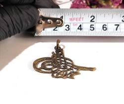 Osmanlı Tuğrası Kolye Ucu - Pirinç Tuğra - Antika Tarzı Tuğra Kolye -  Takı Tasarım Parça