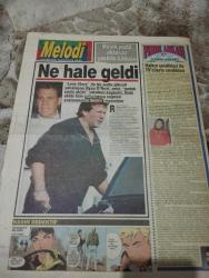 MELODİ GÜNLÜK HAYATIN SESİ Gazetesi-13 Mart 1992- Yaşanmış aşk hikayeleri -Pembe rüyalar -Süleyman Turan-cici kız-astro-melodi-Bülent Kısa-Gönül abla-unutulmayan aşklar-cinsel bilgiler-George and Lynne-Fred-Perde arkası-Aykut İşıklar- Uzay Savaşçıları -Özel Haber- bahşiş mafyası-kenan erçetingöz-iç giyimde rekabet-aldatılan nastasia-sabrın zaferi-selime altuntaş-muhsin güney-dargınlık sona erdi-tayyar ışıksaçan- Zorba taverna-hülya avşar-coşkun sabah-fedon-tazminat istiyor-rus votkasını Türk kızlar tanıttı-ukrayna sanayi ve ticaret odası-muhabbetiniz bol olsun-bizimkiler-aykut oray-ayşe sarıkaya-mine şensoy-ercan yazgan-hikmet karagöz-erdal özyağcılar-kazandıran formül-ibrahim tatlıses-ümit efekan-nil ünal-aydemir Akbaş-love story-müşerref Akay