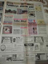 GÜNAYDIN İSTANBUL Gazetesi-25 Ağustos 1989- İstanbul'a özel gazete-devlet eski bakanı Adnan kahveci-nurettin sözen-trt'ye savaş-2 kanal hayal gibi-şişli gülbağ mahallesi-melih çoban-muammer duvarcı-ölüm rampası çizgi ikametgah skandalı-veliler dikkat seçildi anadolu liseleri-italyanlar-kraliçe gonca-zuhal karaca-irfan durgun-tehlikeye aldıran yok-gülbahar-erkekliğe ilk adım-zaman tünelinde-bizim mahalle-mecidiyeköy Dereboyu caddesi-günaydın sarı sayfalar-altın ilanlar-rus dansçılar-tehlikeli hafriyat-kömürde kalite-ölmek istedi-beykoz halk şenliği-futbol-turnuva heyecanı-ada spor karnavalı-küçükçekmece şampiyon-namık semih-aktuna-futbol şöleni-altılı ganyan-arsadaki yıldızlar-kapalı çarşı-tayyar sümen