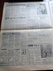 Son Havadis Gazetesi - 11 Temmuz 1961 - Anayasa İçin Halk Oylamasında Kati Netice 3 5 Gün Sonra Belli Olacak - Adalet Partisi Ve Yeni Türkiye Partisi İl Başkanlarının Birleşmeye Taraftar - Cumhuriyetçi Köylü Millet Partisi Hayır Propagandası Yapan Parti Mensuplarını Tesbit Ediyor - Altay Ömer Egesel Anayasa Davasında İddianamesini Dün Okudu - 17 Balıkçımız Dün Anavatanı Döndü - 3. Dünya Harbinin İçindeyiz Yazan Nejat Arıkan Yazı Dizisi - Eşsiz Bulutlar Yazan Françoise Sagan Yazı Dizisi - Türkiye'de Komünist Hareketleri Hazırlayan İlhan Darendelioğlu Yazı Dizisi - Bir EMİNSU Daha CHP'den İstifa Etti - Bozkurtların Ölümü Yazan Nihal Atsız - Annette Vittorio Gasman'la Evleniyor - Vizonlu Venüs Yazan John O'Hara Yazı Dizisi - Paris Celladı Yazan A. M. Mons Yazı Dizisi -  Suat Mamat Galatasaray'da Kalacağım - Metin Oktay Dün Mukavele Yaptı - Hakkı Yeten'in Beyanatı - Rüştü Dağlaroğlu - Arı Hafiye Çizen Harry Smith - Dümenço Çizgi Roman Çizen Yurdagün - Tahta Bacak Çizgi Roman