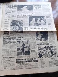 Son Havadis Gazetesi - 18 Temmuz 1961 - Seçimlere Doğru Yazan Gökhan Evliyaoğlu Köşe Yazısı - Adalet Partisi İle Yeni Türkiye Partisi Hukuken Birleşemiyor - Başkan Cemal Gürsel Ermeni Patriği İle Dün Görüştü - Ordinaryüs Profesör Ali Fuat Başgil Yazısı İçin Bilirkişi Kuruldu -  Yenikapı Şişli Arası Troleybüs İşleyecek - Altay Ömer Egesel Divan Otelinde Yemek Yerken Fotoğraf - Eşsiz Bulutlar Yazan Françoise Sagan Yazı Dizisi - Türkiye'de Komünist Hareketleri Hazırlayan İlhan Darendelioğlu Yazı Dizisi - Saray'da Petrol Araması Başladı - Bozkurtların Ölümü Yazan Nihal Atsız - Paris Celladı Yazan H. M. Mons Yazı Dizisi - Fransa'nın Yeni Dans Kralı Rudolf Noureiev - Palermolu Metin Oktay Basına Veda Etti - Beşiktaş'ın Sevimli Başkanı Hakkı Yeten - Ali Siyavuş Turgan Ece İçin Yeni Bir Şey Yok Dedi - Yaman Pilot Çizen Sydney Jordan - Dümenço Çizgi Roman Çizen Yurdagün - Arı Hafiye Çizen Harry Smith -  Beşiktaş Antrenörü Kutik Yarın Futbolcular İle Sohbet Toplantısı Yapacak