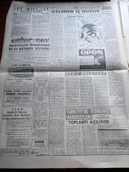 Son Havadis Gazetesi - 12 Ağustos 1961 - Yassıada'da Müdafaalar Da Bitti - Pazartesi Günü Kararların Tefhim Günü Açıklanacak - Osman Köksal Muhafız Alayı Kumandanlığı Görevinden Alındı - Ali Fuat Başgil Dün Beraat Etti - Gazetemizin Yuvarlak Masa Teklifi Büyük İlgi Topladı -  Adalet Partisi Seçim Hazırlığına Başladı -  Işık Lisesinde 70 Öğrenci Sebepsiz Okuldan Çıkarıldı - Selim Sarper Rus Büyükelçisi İle Görüştü - Namahrem Resimler Yazan Adviye Fenik - Eşsiz Bulutlar Yazan Françoise Sagan Yazı Dizisi - Türkiye'de Komünist Hareketleri Hazırlayan İlhan Darendelioğlu Yazı Dizisi - Bozkurtların Ölümü Yazan Nihal Atsız - Bulvar Tiyatrosu Münir Özkul Yaz Temsilleri -  Can Bartu Lazio İle 770 Bin Liraya Anlaştı - Palermolular Transfer Olan Metin Oktay'ın İlk Maçı Yarın - Cezmi Or Kupası Bugün Başlıyor - Ecnebi Hakem Deplasman Şartı İle Getirilecek - Lefter Küçükandonyadis Avustralya'dan Çağrıldı