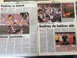 GELİŞİM SPOR DERGİSİ - 30 AĞUSTOS 1989 - SAYI: 54 - ÇİFT KAPAKLI ÖZEL SAYI - GALATASARAY, FENERBAHÇE, BEŞİKTAŞ - BEŞİKTAŞ ve BABIALİ - TEMEL ÖZALAK - HASAN ONUKER - ENDER ERKEK - CUMHURBAŞKANLIĞI KUPASI BEŞİKTAŞ - RIDVAN DİLMEN - ERDAL KESER - AYKUT KOCAMAN - DOĞAN KOLOĞLU - KUPA KALDIRAN RIZA ÇALIMBAY ve KENAN EVREN - SAİD AOUİTA - KENT OLİPS ŞEKERİ 1980'LER REKLAMI - TRABZONSPOR, GALATASARAY, BEŞİKTAŞ ve FENERBAHÇE TAKIM KADROLARI - HELD - CENGİZ ALP - RAMAZAN TORUNOĞLU - ÖCAL ULUÇ - ŞENES ERZİK - ENDER ERKEK - FATİH ALTAYLI - FATİH ALTAYLI - TANER KUTLAY - NECATİ BİLGİÇ -
