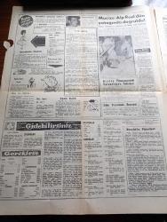 Öncü Gazetesi - 17 Eylül 1961 - Hasan Polatkan Ve Fatin Rüştü Zorlu İdam Edildi Fotoğraf - Adnan Menderes Hasta Olduğu İçin İnfaz Geri Kaldı - Milli Birlik Komitesinin İrtibat Bürosunun 59 Numaralı Tebliği - Yeni Türkiye Partisi Adayları Belli Oluyor - Milli Antlaşmanın Yassıada İle İlgili 2. Kısmı Açıklandı - Adnan Menderes İyileşiyor - Berrin Menderes İsmet İnönü İle Görüştü - CHP 4 Siyasi Parti Liderleriyle Dün De Görüştü - Mucize Genç Asistan Alp Reel Dün Yatağında Doğruldu - Tarafsız Liderler John Kennedy İle Kruşçef'i Anlaşmaya Vardıracak- O Mahallenin İnsanları Yazan Dursun Akçam -  Kadın Muhabir Brenda Renkli Çizgi Roman - Balkan Şampiyonasından Örsan Öymen Bildiriyor - Belgrad'ta İkinci Gün Başarısızdık - Galatasaray İlk Puanını İzmir'de Kaybetti - Düzelen Metin Oktay'ı Bugün De Catania Seyredecek - Ne Derlerse Desinler Fenerbahçe Büyük Takım - Kasımpaşa Emin Adımlarla İlerliyor - Feriköye Şans Tanınmıyor