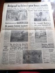 Öncü Gazetesi - 17 Eylül 1961 - Hasan Polatkan Ve Fatin Rüştü Zorlu İdam Edildi Fotoğraf - Adnan Menderes Hasta Olduğu İçin İnfaz Geri Kaldı - Milli Birlik Komitesinin İrtibat Bürosunun 59 Numaralı Tebliği - Yeni Türkiye Partisi Adayları Belli Oluyor - Milli Antlaşmanın Yassıada İle İlgili 2. Kısmı Açıklandı - Adnan Menderes İyileşiyor - Berrin Menderes İsmet İnönü İle Görüştü - CHP 4 Siyasi Parti Liderleriyle Dün De Görüştü - Mucize Genç Asistan Alp Reel Dün Yatağında Doğruldu - Tarafsız Liderler John Kennedy İle Kruşçef'i Anlaşmaya Vardıracak- O Mahallenin İnsanları Yazan Dursun Akçam -  Kadın Muhabir Brenda Renkli Çizgi Roman - Balkan Şampiyonasından Örsan Öymen Bildiriyor - Belgrad'ta İkinci Gün Başarısızdık - Galatasaray İlk Puanını İzmir'de Kaybetti - Düzelen Metin Oktay'ı Bugün De Catania Seyredecek - Ne Derlerse Desinler Fenerbahçe Büyük Takım - Kasımpaşa Emin Adımlarla İlerliyor - Feriköye Şans Tanınmıyor
