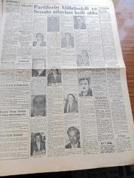 Hür Vatan Gazetesi - 17 Eylül 1961 - Son Perde Kapanırken Yazan Ahmet Emin Yalman Köşe Yazısı - Fatin Rüştü Zorlu Ve Hasan Polatkan İdam Edildi - Fatin Rüştü Zorlu İdam Hükmü İnfaz Edilmeden Önce Fotoğraf - Partiler Ortak Bir Bildiri İle Adnan Menderes Devrini Suçladı - İki İnfaz Dün Sabah Yapıldı - Tahliye Edilen Milletvekilleri Artık Politikaya Atılmayacak - Düşük Başvekil Adnan Menderes Öğleden Sonra Sigara İçti Ve Gazete İstedi - Milli Türk Talebe Birliği 27 Mayıs Hareketi En Medeni Ruhla Kararı Verdi - Medeniyet Gazetesi 7 Gün Kapandı - Cemal Gürsel Dört Parti Lideri İle Bir Toplantı Daha Yaptı - Yüksek Adalet Divanı Kararlarının Metni - 8'e Çeyrek Kala Yazan Ümit Deniz Yazı Dizisi - Her Cuma Gülhane Parkında - Kuzey Irak'ta Kürt İsyanı - Barzani İsyanı - Yassıada'da Son Oturum Yaşam Mehmet Ali Sebük - Yıldız Falı Merakı Yine Moda Oluyor - Lindi Çizen William Ratcliff - Vak Vak Walt Disney - Nefis Bir Portatif Radyo - Beşiktaş İstanbulspor Karşısında Bir Puana Çaresiz Razı Oldu -