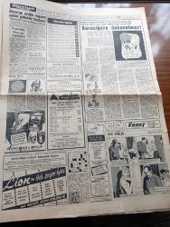 Hürriyet Gazetesi - 13 Mayıs 1961 - Cemal Gürsel'in Son İhtarı -  Başkan Cemal Gürsel Demokrat Parti'nin Kötü Artıklarını Baştacı Edenleri Hedef Tuttu - Anayasa Davasında Esat Budakoğlu Fotoğraf - Adnan Menderes İnkılâbı İnandığını Tekrarladı - Milli Eğitim Vekili Ahmet Tahtakılıç'a Göre Orta Öğretim Ücretli Olmalı - Mecliste Sabıkları Savunduğu İçin Cumhuriyetçi Köylü Millet Parti'li Seyfi Öztürk Protesto Edildi - Everest Fatihi Sir Edmund Hillary Felç Geçirdi - Milli Birlik Komitesi Anayasayı Tamamlıyor - Hitit Gemisini Soyanlar Yurda Sokulmayacak - Gün Battıktan Sonra Aşk Romanı Yazan Elizabeth Seiffert Yazı Dizisi - Dedektif Nik'in Maceraları Çizgi Roman - Mavi Ufuklar Aşk Ve Macera Romanı Çizen Faruk Geç - Girne'ye Araba Vapuru Seferi Yakında Başlıyor -  Feza Çalışmaları Amerika Ve Rusya'da Hızla İlerliyor - Claudine Hagen Çıplak Basın Toplantısı Yaptı Meşhur Oldu - 100 Metre Dünya Rekortmeni Armin Hary Atletizmi Terketti - A Milliler Ankara'da Antreman Yaptılar