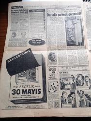 Hürriyet Gazetesi - 22 Mayıs 1961 - Büyük Küçük Her Parti Hummalı Faaliyet İçinde - Kasım Gülek'e Göre Politikada Herşeyden Evvel Çelik Gibi Sinire İhtiyaç Var - Müşterek Pazar İçin Müsait Teklifler - Hazirandan İtibaren Hatice Çıkış Serbest - Hürriyet Meydanı Yayalara Tağşiş Edilecek - Troleybüsün İlk Seferi - Güreşçi Ömer Dilmen'in Bulgaristan'da Serbest Bırakılma İhtimali Belirdi - Gün Battıktan Sonra Aşk Romanı Yazan Elizabeth Seiffert Yazı Dizisi - Dedektif Nik'in Maceraları Çizgi Roman - Brigitte Bardot Uslandı - Kazova Mayoları - Defterimi Kapıyorum Aşk Romanı Fazıla Atabek - Doktorunuz Diyor Ki Hazırlayan Profesör Doktor Nuri Ergene - Mavi Ufuklar Aşk Ve Macera Romanı Çizen Faruk Geç - Mintax - Galatasaray Ankaragücünü 2 1 Yendi - Yeşildirek Mahalli Lig Şampiyonu Oldu - Çarşambaya Japonya'ya Gidecek Olan Güreşçilerimizle 1 Gün - Fatoş Çizgi Roman - Gökler Hakimi Gordon Çizgi Roman - Güngörmüşler Çizgi Roman - Nilüfer Çizgi Roman - Ordu Basketbol Takımımız Fransa'ya Mağlup Oldu