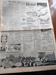 Hürriyet Gazetesi - 22 Mayıs 1961 - Büyük Küçük Her Parti Hummalı Faaliyet İçinde - Kasım Gülek'e Göre Politikada Herşeyden Evvel Çelik Gibi Sinire İhtiyaç Var - Müşterek Pazar İçin Müsait Teklifler - Hazirandan İtibaren Hatice Çıkış Serbest - Hürriyet Meydanı Yayalara Tağşiş Edilecek - Troleybüsün İlk Seferi - Güreşçi Ömer Dilmen'in Bulgaristan'da Serbest Bırakılma İhtimali Belirdi - Gün Battıktan Sonra Aşk Romanı Yazan Elizabeth Seiffert Yazı Dizisi - Dedektif Nik'in Maceraları Çizgi Roman - Brigitte Bardot Uslandı - Kazova Mayoları - Defterimi Kapıyorum Aşk Romanı Fazıla Atabek - Doktorunuz Diyor Ki Hazırlayan Profesör Doktor Nuri Ergene - Mavi Ufuklar Aşk Ve Macera Romanı Çizen Faruk Geç - Mintax - Galatasaray Ankaragücünü 2 1 Yendi - Yeşildirek Mahalli Lig Şampiyonu Oldu - Çarşambaya Japonya'ya Gidecek Olan Güreşçilerimizle 1 Gün - Fatoş Çizgi Roman - Gökler Hakimi Gordon Çizgi Roman - Güngörmüşler Çizgi Roman - Nilüfer Çizgi Roman - Ordu Basketbol Takımımız Fransa'ya Mağlup Oldu
