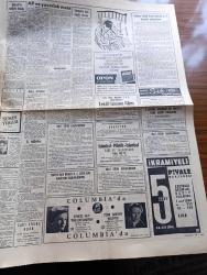 Hürriyet Gazetesi - 21 Eylül 1961 - Cemal Gürsel Tahriklere Kapılmayın Dedi- Baba Vasiyeti Yüksel Menderes Aday Olmuyor -  Adalet Partisi'ne Göre Yuvarlak Masa Zabıtlarını Açıklamak Şart- Mahkumların 113 ü Adana'ya Nakledildi - Adnan Menderes - Fatin Rüştü Zorlu'nun Hüküm Özeti - Salim Başol Ankara'ya Gitti - Selim Soley CHP'den Çıkarıldı - Savcı Gangster Necdet Elmas İçin 22,5 Yıl Hapis İstedi - Partiler Aday Listelerini Yüksek Seçim Kuruluna Dün Verdiler - Amerikan Filosu Geliyor - Bir Füze Taburumuz Amerika'ya Gidiyor - Yol Orada Bitmişti Aşk Romanı Yazan A.S. Turnboll Yazı Dizisi - Bir İngiliz Şirketi Turistik Türkiye İsimli Turizm Filmi Çekiyor - Dedektif Nik'in Maceraları Çizgi Roman - Opon Ağrı Kesici - Milli Futbol Takımımızın Durumu Yarın Belli Olacak - Metin Oktay - Suat Mamat - Fenerbahçe Galatasaray'la Berabere Kaldı - Fatoş Çizgi Roman - Gökler Hakimi Gordon Çizgi Roman - Güngörmüşler Çizgi Roman - Can Bartu'nun Lisansı Ankara'ya Gitti - 1962 Dünya Kupası Elemeleri Maçları