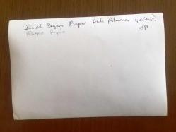 EMEL SAYIN'IN ORİJİNAL 2'Lİ FOTOĞRAF SETİ, 18 x 12 m EBADINDA - SİYAH & BEYAZ - EMEL SAYIN'IN CÜNEYT ARKIN ve HÜSEYİN PEYDA İLE ROL ALDIĞI RÜZGAR (1980) İSİMLİ FİLMİN ÇEKİMLERİ SIRASINDA EV ORTAMINDA KAYDEDİLMİŞ 2 FARKLI KARE