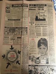 YENİ SABAH GAZETESİ 8 ŞUBAT 1962 YIL :24 SAYI :8230--Zirai vergi tatbikatı 3 ay geri bırakılıyor ---Şefik İnan kendi sözünü beğenmedi --Partiler için için kaynıyor --Geçim indeksine göre kiralar inip çıkacak ---Ali Ipar tahliye edildi --Et fiyatları birden arttı --Karnında pens kalan kadın davayı kazandı ---Belediye 2.000 işçi  ve memur çıkacak --Bir diplomatın vedası :Siyavuşgil ---Tiyatrolar ,Radyo Programları ---Dış Olaylar : Cezayir de 2 haftanın bilançosu :700 ölü --Rus genci kızları basit askerlerden hoşlanmıyor ---Eğitim Şürası yine Enstitüler üzerinde durdu --Galatasaray -Beşiktaş :3-2 --Fenerbahçe -Vefa :2-0----Fenerbahçe Lefter in attığı gollerle kazandı ---Genç  Milliler 3-2 Mağlup ---Canın belinden yukarısı alçıda --Gürsel ,Sunay ile görüştü --Ekmek 5 kuruş daha ucuzluyor --Bakanlar 3 ayda bir tüccarla görüşecek ---Üç avcı   çığ altında öldü --