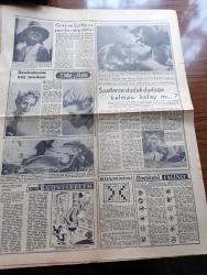 Havadis Gazetesi - 17 Eylül 1961 - Fatin Rüştü Zorlu İle Hasan Polatkan Dün İdam edildi - Hasan Polatkan'ın İdamı Fotoğraf - Fatin Rüştü Zorlu'nun İdamı Fotoğraf - Adnan Menderes'in Sıhhi Durumunun İyiye Doğru Gittiği Bir Tebliğle Bildirildi -  Yuvarlak Masa Müşterek Beyannamesinin Neşredilmeyen Kısımları Da Dün Açıklandı - Cemal Gürsel Dört Parti Başkanı İle Görüştü - Hastalığı Devam Ettiği İçin Adnan Menderes'in Hükmü İnfaz Edilemedi - Dedektif Kerry Drake Çizgi Roman - Si Sinyorita Yazan İsmet Yenisey Yazı Dizisi - Aşk Huzur Ve Parti Yazan Hans Hellmut Kirst - Gina Lolobrigida Ve Sophia Loren'e Yeni Bir Rakip Daha - Rock Hudson İle Doris Day Ateşli Sahne -  Babil Kulesi Yeniden İnşa Edilecek - Gök Han Yazan Ve Çizen İsmet Kırdar - Batı Almanya'da Genel Seçimler Yapılıyor - Fenerbahçe Ve Beşiktaş'tan Sonra Galatasaray'da Puan Dağıtımına Başladı - Beşiktaş İstanbulspor'la Berabere Kaldı - Kasımpaşa Karagümrüğü Dün 4 3 Mağlup Etti - Spor Toto Hasılatı