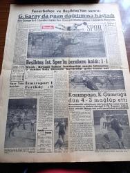 Havadis Gazetesi - 17 Eylül 1961 - Fatin Rüştü Zorlu İle Hasan Polatkan Dün İdam edildi - Hasan Polatkan'ın İdamı Fotoğraf - Fatin Rüştü Zorlu'nun İdamı Fotoğraf - Adnan Menderes'in Sıhhi Durumunun İyiye Doğru Gittiği Bir Tebliğle Bildirildi -  Yuvarlak Masa Müşterek Beyannamesinin Neşredilmeyen Kısımları Da Dün Açıklandı - Cemal Gürsel Dört Parti Başkanı İle Görüştü - Hastalığı Devam Ettiği İçin Adnan Menderes'in Hükmü İnfaz Edilemedi - Dedektif Kerry Drake Çizgi Roman - Si Sinyorita Yazan İsmet Yenisey Yazı Dizisi - Aşk Huzur Ve Parti Yazan Hans Hellmut Kirst - Gina Lolobrigida Ve Sophia Loren'e Yeni Bir Rakip Daha - Rock Hudson İle Doris Day Ateşli Sahne -  Babil Kulesi Yeniden İnşa Edilecek - Gök Han Yazan Ve Çizen İsmet Kırdar - Batı Almanya'da Genel Seçimler Yapılıyor - Fenerbahçe Ve Beşiktaş'tan Sonra Galatasaray'da Puan Dağıtımına Başladı - Beşiktaş İstanbulspor'la Berabere Kaldı - Kasımpaşa Karagümrüğü Dün 4 3 Mağlup Etti - Spor Toto Hasılatı