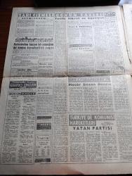 Son Havadis Gazetesi - 18 Eylül 1961 - Adnan Menderes De İdam Edildi Fotoğraf - İnfazdan Önce Adnan Menderes Muayene Edildi Fotoğraf - Milli Birlik Komitesi İrtibat Bürosunun 61 Numaralı Tebliği -  Eski Başvekil Adnan Menderes İdam Sehpasına Doğru Giderken Fotoğraf - Adnan Menderes İdam Edilmeden Bir Kaç Dakika Evvel - Ragıp Gümüşpala Sıtkı Ulay'la 55  Dakika Görüştü - Hürses Gazetesi Sahibi Rahmi Yalın Tevkif Edildi - Türkiye'de Komünist Hareketleri Hazırlayan İlhan Darendelioğlu Yazı Dizisi - Tevfik Fikret ve Hürriyet Yazan Faruk K. Timurtaş - Meksika'da Ayaklanma Bastırıldı - Bozkurtların Ölümü Yazan Nihal Atsız - Yaman Pilot Çizen Sdyney Jordan - Arı Hafiye Çizen Harry Smith - Paris Celladı Yazan H. M. Mons Yazı Dizisi - Bugünkü Burç Falınız - İstanbul Ankara Radyosu Programı - Irak'ta Kürt İhtilali Tehlikeli Bir Hal Alıyor - Seyfi Kurtbek Adalet Partisi Senato Adayı - 2 İnkılap Aleyhtarı Yakalandı - Beşiktaş Dün De Karagümrük Önünde Boyun Eğip Yenildi -  Lefter Küçükandonyadis