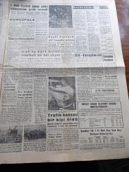 Son Havadis Gazetesi - 18 Eylül 1961 - Adnan Menderes De İdam Edildi Fotoğraf - İnfazdan Önce Adnan Menderes Muayene Edildi Fotoğraf - Milli Birlik Komitesi İrtibat Bürosunun 61 Numaralı Tebliği -  Eski Başvekil Adnan Menderes İdam Sehpasına Doğru Giderken Fotoğraf - Adnan Menderes İdam Edilmeden Bir Kaç Dakika Evvel - Ragıp Gümüşpala Sıtkı Ulay'la 55  Dakika Görüştü - Hürses Gazetesi Sahibi Rahmi Yalın Tevkif Edildi - Türkiye'de Komünist Hareketleri Hazırlayan İlhan Darendelioğlu Yazı Dizisi - Tevfik Fikret ve Hürriyet Yazan Faruk K. Timurtaş - Meksika'da Ayaklanma Bastırıldı - Bozkurtların Ölümü Yazan Nihal Atsız - Yaman Pilot Çizen Sdyney Jordan - Arı Hafiye Çizen Harry Smith - Paris Celladı Yazan H. M. Mons Yazı Dizisi - Bugünkü Burç Falınız - İstanbul Ankara Radyosu Programı - Irak'ta Kürt İhtilali Tehlikeli Bir Hal Alıyor - Seyfi Kurtbek Adalet Partisi Senato Adayı - 2 İnkılap Aleyhtarı Yakalandı - Beşiktaş Dün De Karagümrük Önünde Boyun Eğip Yenildi -  Lefter Küçükandonyadis
