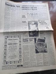 Bayram Gazetesi - 26 Mayıs 1961 - Gönül Ferahlığı İle Evet Yazan Cihad Baban Köşe Yazısı - Anayasa Oylanıyor - Kurban Bayramı  Dün Bütün Yurtta Kutlandı -  Başkan Cemal Gürsel Yarın 27 Mayısı Anlatacak - Eichmann Davasında Gürültülü Oturum - Gençlik Parkında Bazı Eğlence Yerleri Ve Gişeler Yıkılacak - İhtilal Senfonisi 27 Mayıs'ta Çalınacak - Bereketli Yağmurlar Düşmüştü Amik'e Röportaj ve Desen Fikret Otyam - Jean Simons Beyaz Perdeye Veda Ediyor - Sierra Leone Elmas Ticaretin Karaborsasının Merkezi - Yurtdışına Çıkışlar Serbest Bırakılıyor - Unilever İş Ticaret Muhterem Müşterilerinin kurban bayramını Kutlar - Dünya Ordulararası Futbol Şampiyonası - Fransa İle Yenişemedik - Fenerbahçe'den Puan Alan Vefa Altınordu'dan Güç Kurtuldu