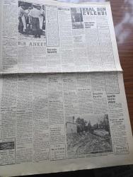 Bayram Gazetesi - 26 Mayıs 1961 - Gönül Ferahlığı İle Evet Yazan Cihad Baban Köşe Yazısı - Anayasa Oylanıyor - Kurban Bayramı  Dün Bütün Yurtta Kutlandı -  Başkan Cemal Gürsel Yarın 27 Mayısı Anlatacak - Eichmann Davasında Gürültülü Oturum - Gençlik Parkında Bazı Eğlence Yerleri Ve Gişeler Yıkılacak - İhtilal Senfonisi 27 Mayıs'ta Çalınacak - Bereketli Yağmurlar Düşmüştü Amik'e Röportaj ve Desen Fikret Otyam - Jean Simons Beyaz Perdeye Veda Ediyor - Sierra Leone Elmas Ticaretin Karaborsasının Merkezi - Yurtdışına Çıkışlar Serbest Bırakılıyor - Unilever İş Ticaret Muhterem Müşterilerinin kurban bayramını Kutlar - Dünya Ordulararası Futbol Şampiyonası - Fransa İle Yenişemedik - Fenerbahçe'den Puan Alan Vefa Altınordu'dan Güç Kurtuldu