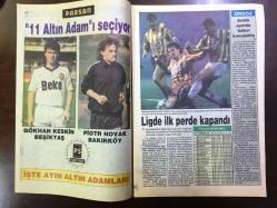 FOTOSPOR GAZETESİNİN DERGİ EKİ, ALMANAK'90 ARALIK - (1990) - DERBİLER CİM-BOM'A YARADI - PARSAN 11 ALTIN ADAM'I SEÇİYOR - GÖKHAN KESKİN BEŞİKTAŞ - PİOTR NOVAK BAKIRKÖY SPOR - GALATASARAY LİGİN EN ÇOK KAZANANI - TANJU ÇOLAK 11 GOLLE BAŞLADI - BEŞİKTAŞ LİGİN TEK YENİLMEYEN EKİBİ - FENERBAHÇE'DEN MUHTEŞEM FİNAL - GALATASARAY'LI CÜNEYT DÜNYA KARMASINDA - KOSECKİ'Lİ GALATASARAY KONYA'YI TEK GOLLE GEÇTİ - BAYANLAR BASKETBOL GALATASARAY LİDER - KARATE, HALDUN ALAGAŞ - ATA ZORLU - EMLAKBANK YENİLMİYOR - TMO NAMAĞLUP - ATATÜRK KOŞUSU ZEKİ ÖZTÜRK'ÜN - ULUSLARARASI MOTOKORS YARIŞI MEZARCI LAKAPLI YILMAZ AKBAŞ'IN - MASATENİSİ LİDERİ EFES PİLSEN - 32 SAYFA TAM TAKIM SPOR DERGİSİ
