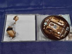 JENNIFER LOPEZ ON THE 6  MÜZİK CD