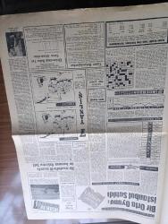 Ulus Gazetesi - 12 Eylül 1963 - Sovyet Kaptan İnsberg'in Teessüre Şayan Durumu Yazan Cihad Baban Köşe Yazısı - 2 no.lu Sıkıyönetim Mahkemesi Karar Verdi - 75 Sanık 4 Sene 2 Ay 91 Sanık 3 Ay Hapse Mahkum Edildiler Ve 1293 Harbokulu Öğrencisi Beraat Etti - Türkiye Bugün Ortak Pazar'a Üye Oluyor -  Türkiye İle Avrupa Ekonomik Topluluğu Arasında Ortaklık Yaratan Andlaşmanın Metni - Atatürk'e Küfreden Yobazın Elini Öpen Adalet Partililer Telin Ediliyor - Amerika'dan 315 Milyon Liralık Yeni Bir Kredi Alıyoruz - Vadideki Zambak Yazan Honore De Balzac - Almanya'da Türk İşçileri Yazan Seyfettin Turhan Yazı Dizisi - Bazı Uçaklara Televizyon Konacak - Sahne Yazan Metin And - Baykara Çizgi Roman - Doktor Fu Mançu Çizgi Roman - 1941 Alman Rus Harbi Ölüme Doğru Kristall'den Özetleyerek H. Niksarlı Yazı Dizisi - Bir Orta Oyunu İstanbul Satıldı Yazan Reşat Ekrem Koçu - Burç Falınız - Artık Parmak Kaldırmak Yok Meclisin Yeni Oylama Sistemi Yazan Nurettin Tekindor - Galatasaray Ferencvaros'u 4 0 Yendi -