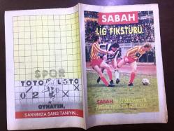 SABAH GAZETESİ 1987-88 TÜRKİYE FUTBOL LİGİ LİG FİKSTÜRÜ - SON İKİ YILIN GOL KRALI TANJU ÇOLAK - YILMAZ YÜCETÜRK - GALATASARAY - FENERBAHÇE - BEŞİKTAŞ - TRABZONSPOR - 16 SAYFA