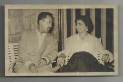 BİRBİRİNE GÜZEL BAKAN KADIN VE ERKEK FOTOĞRAFI...