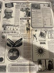 İNCİ SPOR GAZETESİ VE TERCÜMAN GAZETESİ SPOR SERVİSİ GAZETESİ - 23 EKİM 1975- Gökmen Özak-Bilal tabur-Mehmet Su var-neval Özbek-Ekrem Özdamar-Ali Rıza Alan-Efe Aydın’dan-Aydın-Hüseyin Trabzon-Cemal kamacı-spor takvimi-Necmi Tanyol aç-Ekim ayinin Sporcusu işte Gökmen-fahri Sommer-sporda dünya dönüyor-johnny golde bir jübile ile futbola veda ediyor-neriman Tekil-Almanya’da transfer rekoru-gol kralı Dudu‘dan ses gelmiyor-Ankara mektubu cezmi başar-Fenerbahçe Beşiktaş maçı-Cezayir maçı-masa tenisi-Eskişehirspor-Uzunköprü genç bir kadro kurdu-Tekirdağspor yıllarca özen disiplininde bu yıl sahip oldu- İzmirspor-doğan Emultay Rizespor kaptanlığı’na Cesar getirildi-Ergun hiçyılmaz-ordulu Erol-Çerkezköy Doğan sporlular-malzemeci Fikret baba-Kemal Belgin-Dünya bokslu kimler yönetiyor-Orhan Ayhan-Trabzonspor futbolu ile batıyı açılan penceredir-İslam Supi-Karadeniz’de şampiyonluk-Ertan Anıl-Dünya boks konsey-