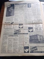 Zafer Gazetesi - 27 Mart 1956 - Reisicumhur Celal Bayar'ın İstanbul'dan Trakya Sel Bölgesine Gitti - Celal Bayar'a Çorlu'da Yapılan Tezahürat - Başvekil Adnan Menderes İstanbul'da Fotoğraf - Birleşik Amerika'da Seçim Hazırlığı Şiddetlendi - İngiltere'nin Orta Doğu Politikası Bağdat Patkına Dayanmaktadır - Birleşik Amerika Devleti Memleketimizdeki Yangın Sel Ve Zelzele Felaketzedelerine 14 Milyon Dolarlık Yardım Yaptı - Onun Karısı Çeviren B.B. Yazı Dizisi - Film Yıldızı Ve 1952  Türkiye İkinci Güzeli Ayfer Feray Puro Tuvalet Sabunu Kullanıyor - Buzlar İçinde Yazan Hammond İnnes Yazı Dizisi - Amerika'da Yılın Artisti Seçilen İsveçli Anita Ekberg - Sabah Keyfi Yazan Necdet Rüştü Efe - Türkiye Emlak Bankasının 955 Karı 11.495.925 lira - Atletizmde Yurt İçi Ve Dışı Yapılacak Temaslar - Demirsporlar Güreş Şampiyonası Eskişehir Takımı Birinciliği Kazandı - Beynelmilel Boston Maraton Yarışı Yusuf Akkaya Davet Edildi - En Uzun Boylu Televizyon Yıldızı Ann Talbot